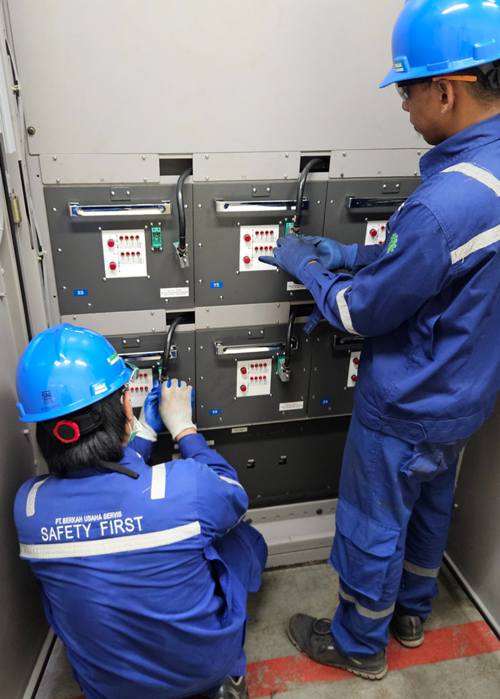 PANEL AVR